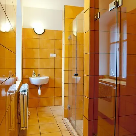 Dom Wycieczkowy Osir Ostello *